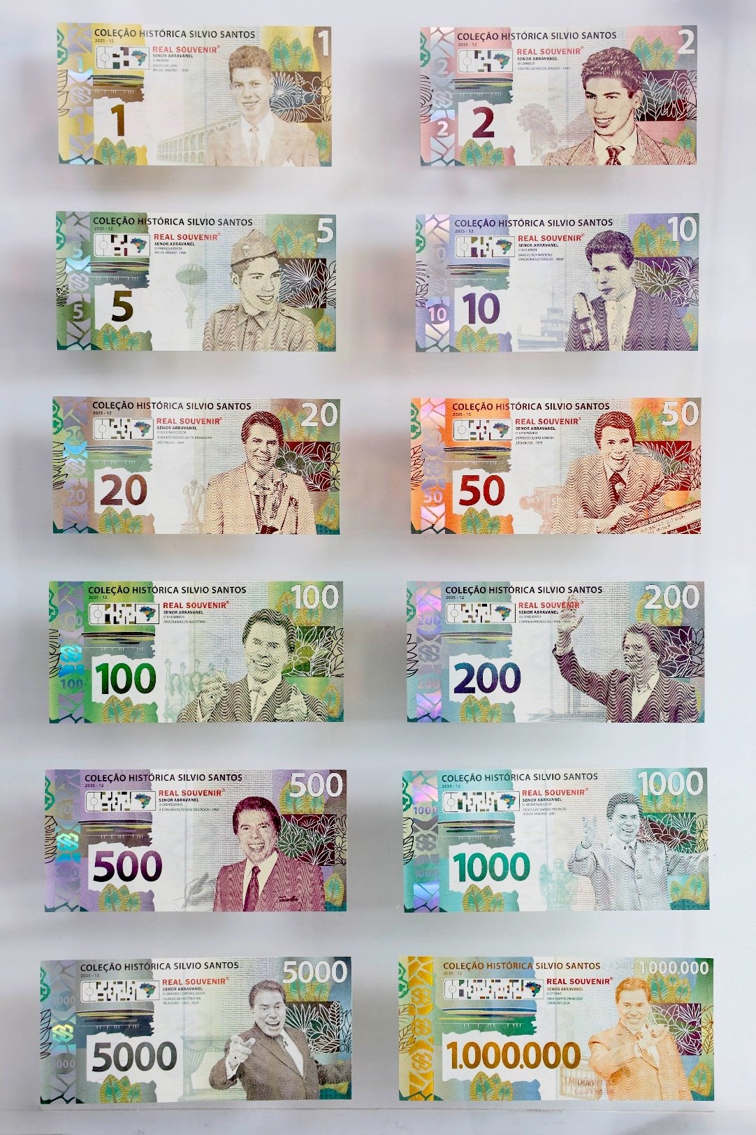 Coleção Oficial de Cédulas Comemorativas de Silvio Santos