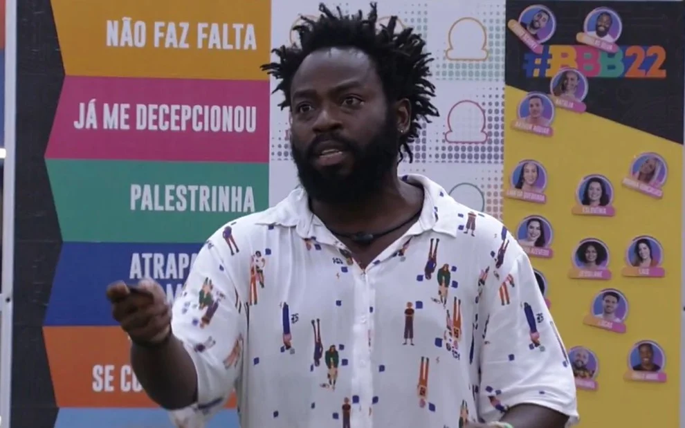 BBB 22: Douglas Silva sofre ataques racistas após apagão na Globo