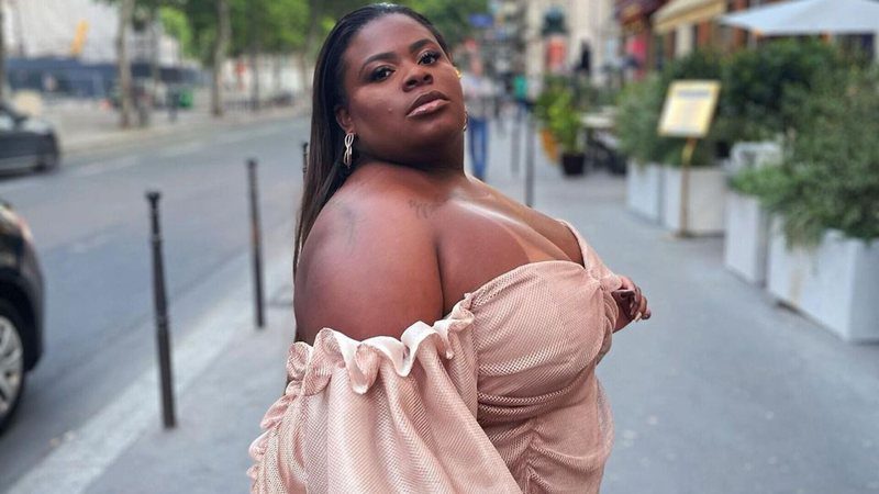 Em Paris, Jojo Todynho aposta em look luxuoso e divide opiniões: ''Vestiu uma cortina'' - Foto: Reprodução / Instagram