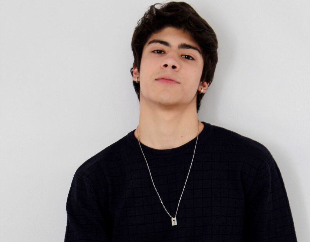 Henrique Camargo brilha em novo musical sob direção de Fernanda Chamma  