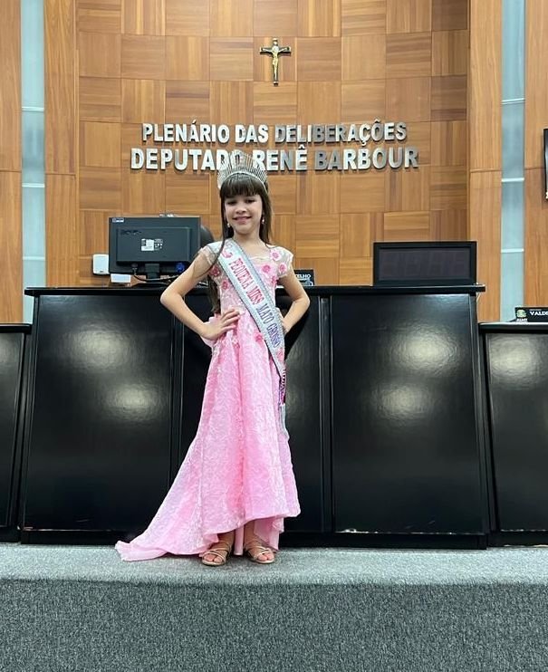 Com Apenas 09 Anos, Miss Mato Grosso, Paloma Fernandes Segue Em Preparação Para Concurso Nacional 3 Paloma Fernandes - Crédito Da Foto: Acervo Pessoal / Divulgação
