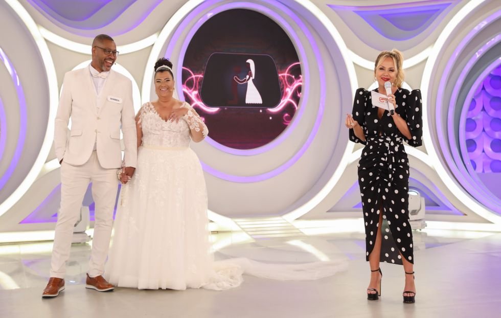 Presidente Solange E Mestre Sombra Da Mocidade Alegre, Renovam Votos De Casamento No Programa Eliana 2 Presidente Solange E Mestre Sombra - Foto: Rogerio Pallatta / Sbt