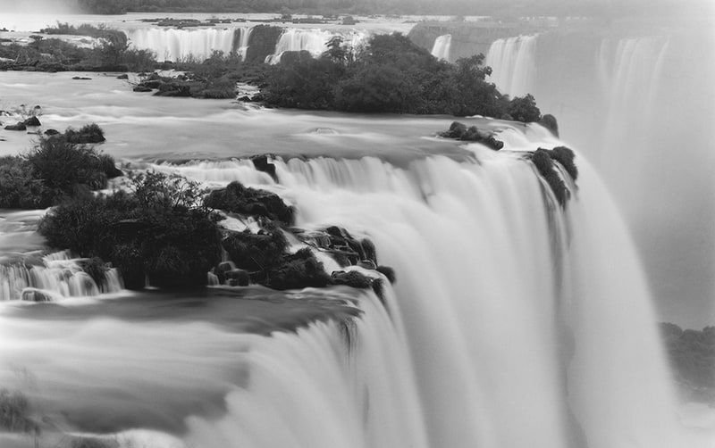 Exposição De Artes Do Fotografo Brasileiro Valdir Cruz