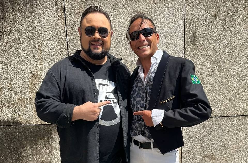 Netho Vidigal É Do Brasil E Canta Na Tv Em Portugal No Dia Das Mães 7 Axel E Netho Vidigal Nos Bastidores Do Programa - Credito Da Foto Jorge Alminhas - @Renatocipriano