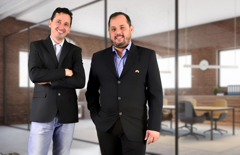 Saiba A Importância De Contratar Uma Assessoria Para Vistos Consulares 2 Marcelo Pinto E Rafael Carvalho - Diretores Da Sos Canadá &Amp; Mundo Dos Vistos