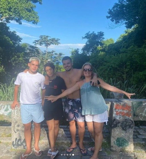Dia Das Mães: O Amor Incondicional De Guel Villela Por Sua Mãe Marília Villela; Veja! 2 Guel Villela