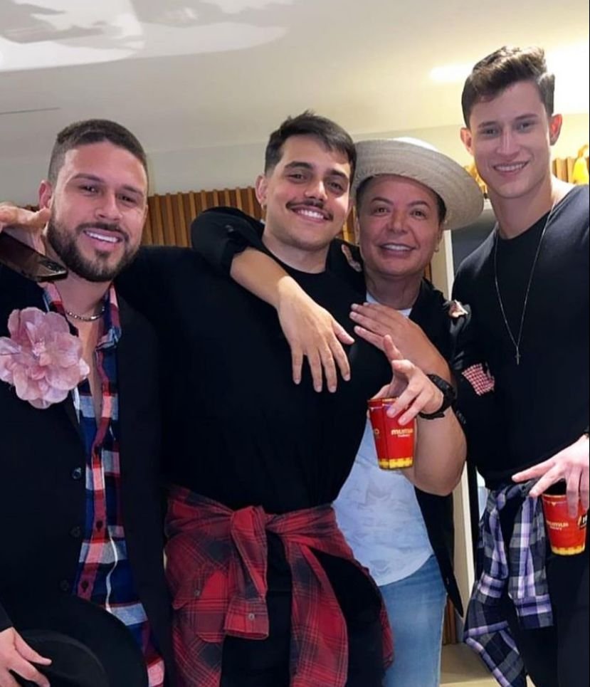 David Brazil Recebe Famosos Em Festa Julina Em Sua Nova Mansão Em Mangaratiba 4 Arraiá David Brazil / Fotos Reprodução Instagram