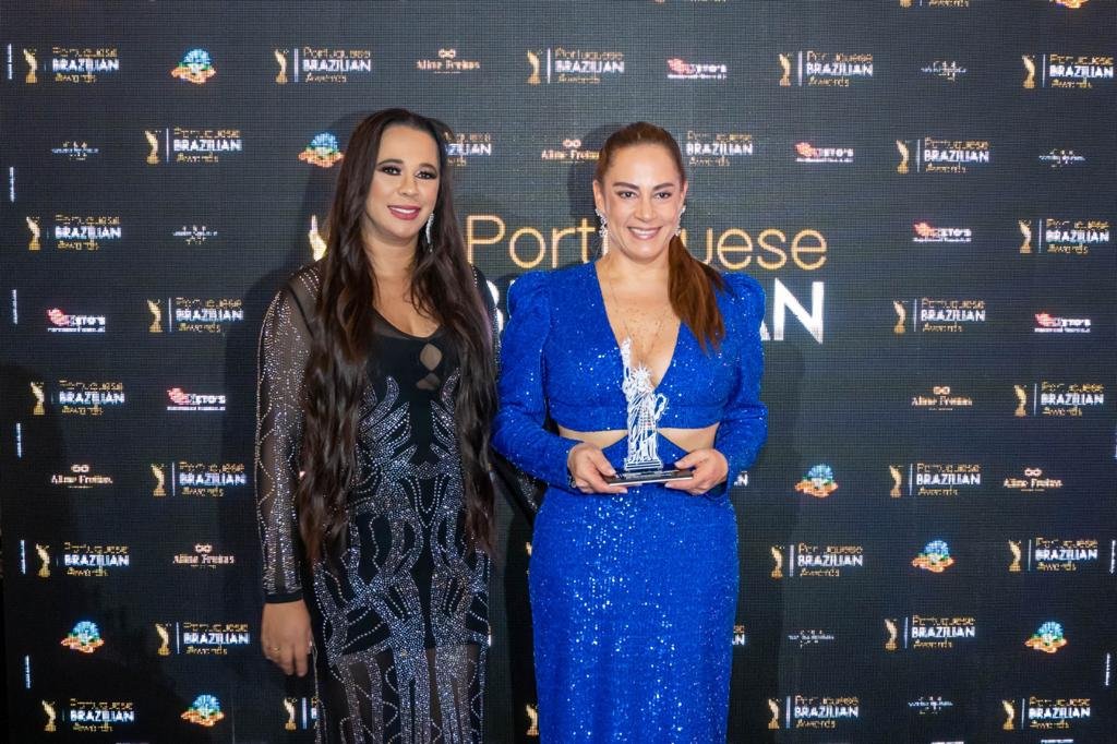 Empresária Marcilia Luzbet Realiza A 8ª Edição Da Premiação Portuguese Brazilian Awards 2 Empresária Marcilia Luzbet E Silvia Abravanel - Foto: Nina Farias / Renato Cipriano - Divulgação