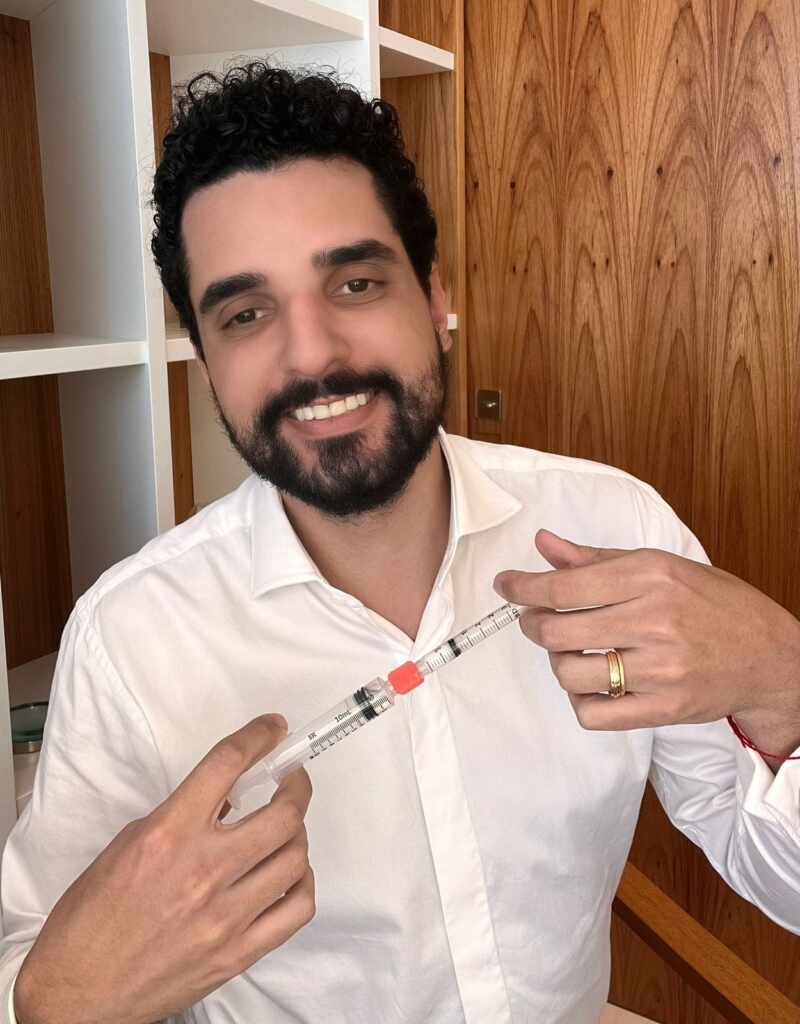 Dr Bruno Lifchitz Orienta Pacientes Com Diagnóstico De Câncer De Mama Sobre Vida Íntima 2 Dr Bruno Lifchitz 2 Cosmopolitam