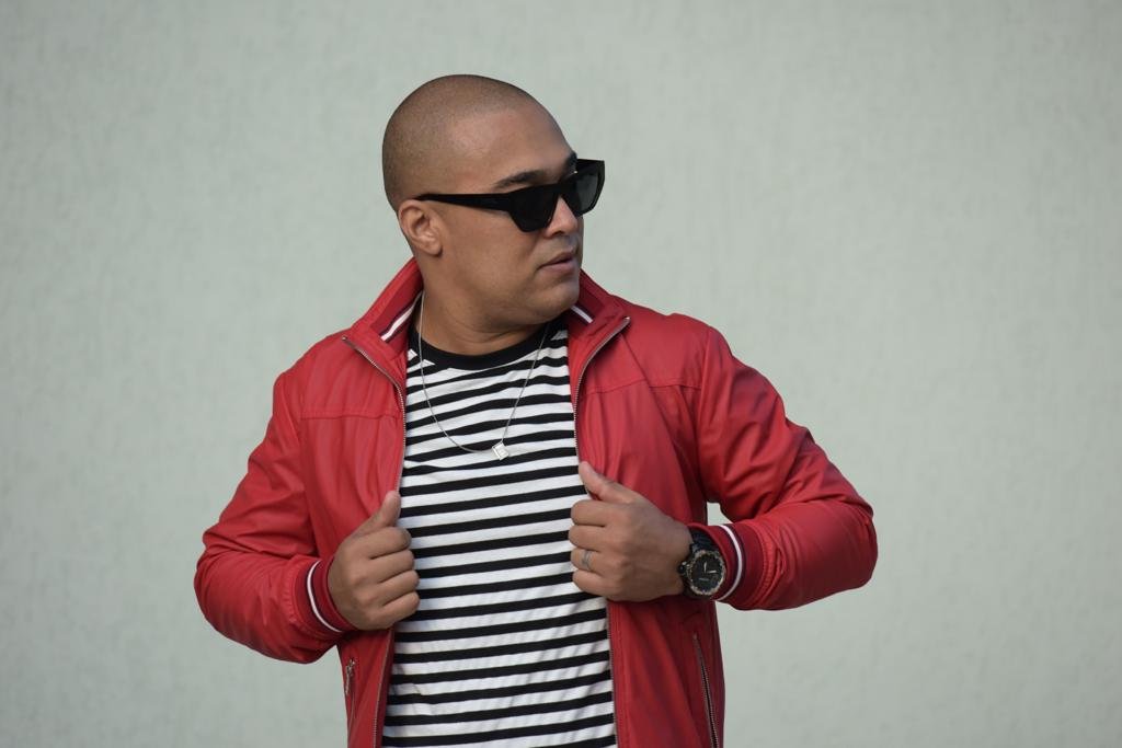 Thiago Cordeiro Comemora 20 Anos De Carreira Com Muito Samba 2 Thiago Cordeiro - Divulgação