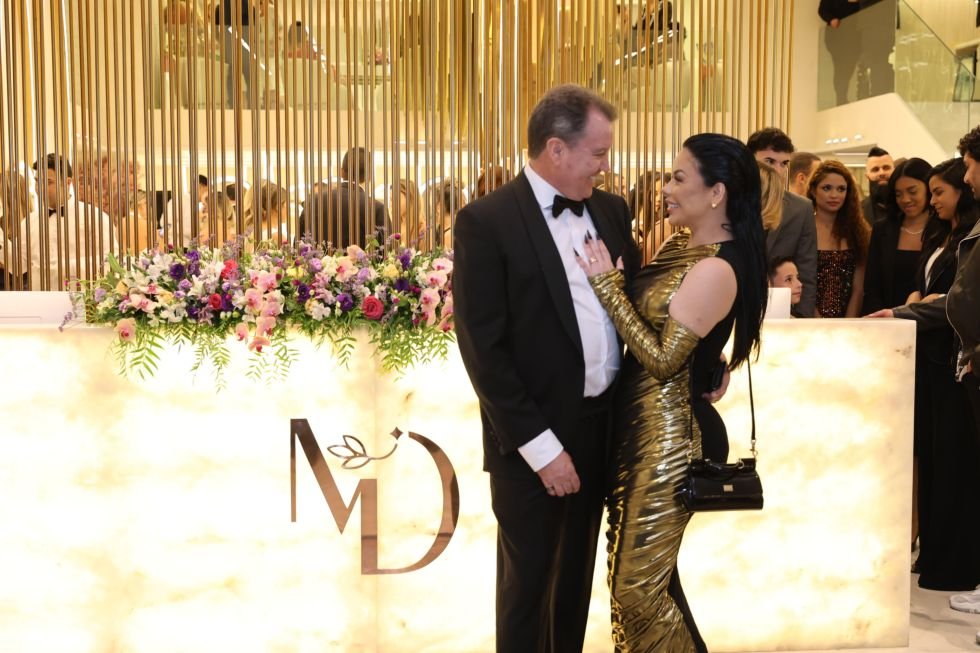 Famosos Prestigiam Inauguração Do Madamm, O Espaço De Beleza Mais Luxuoso Do Rj 2 Conde Alejandro Zichy E A Condessa Priscila Heidemann - Foto: Divulgação