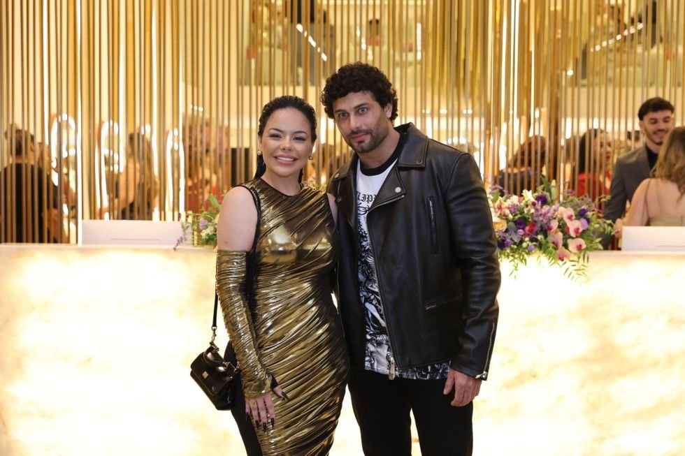 Famosos Prestigiam Inauguração Do Madamm, O Espaço De Beleza Mais Luxuoso Do Rj 3 Condessa Priscila Heidemann E O Dj Jesus Luz - Foto: Divulgação