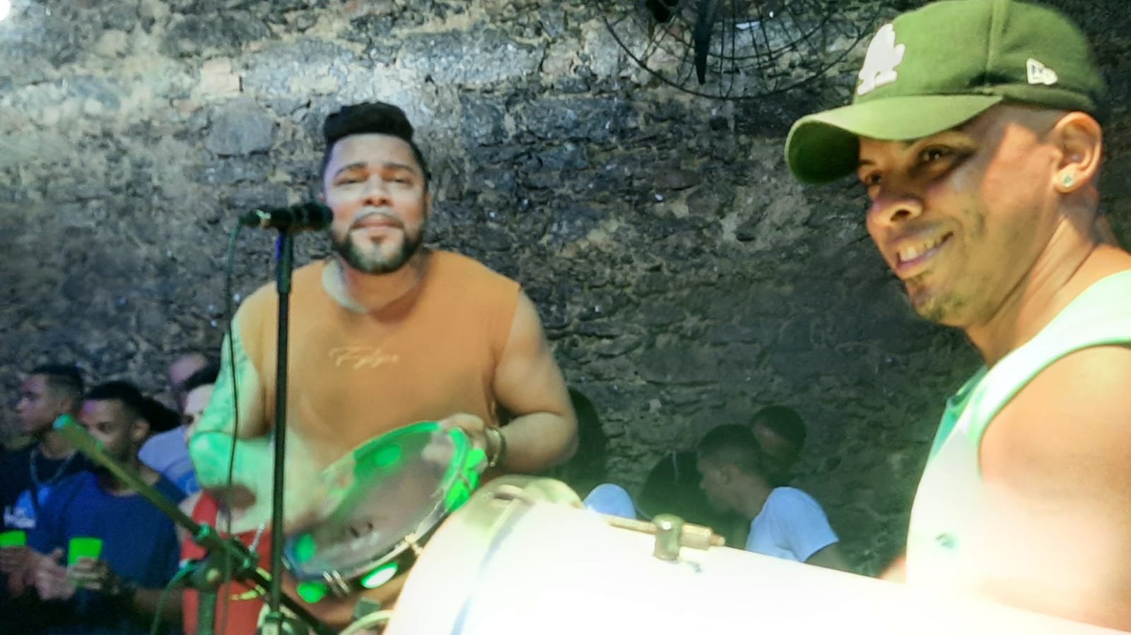 Grupo Amor Vem Sambar Agita Boate Boas Intenções Na Lapa 5 Img 20231113 Wa0061 Cosmopolitam