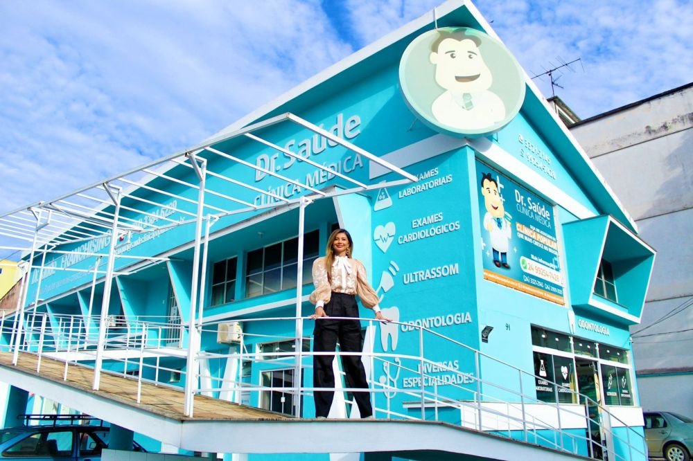 Conheça A História De Sucesso De Lucia Feitoza, Ceo Da Clínica Dr. Saúde Popular 4 Lucia Feitoza, Ceo Da Clínica Dr. Saúde Popular - Crédito Da Foto: Acervo Pessoal