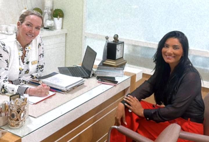 Cirurgiã Dentista Maria Reis Busca Por Dra. Luciana Granja Para Parceria Com Harmonização Facial 2 Dra. Luciana Granja E Maria Reis - Crédito Da Foto: Divulgação
