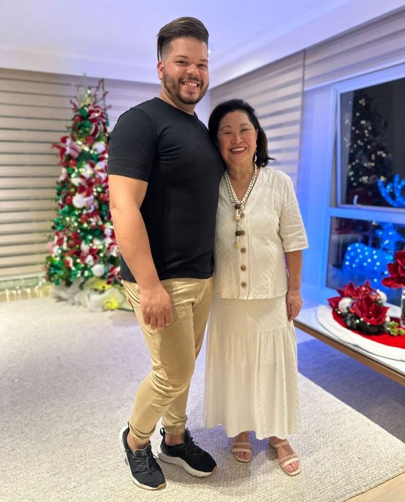 Mais Um Ano A Empresária Lays Reze Proporciona A Magia Do Natal Com As Lojas Empório Do Papai Noel 6 Árvore De Natal Da Dona Kika Sato - Foto: Divulgação