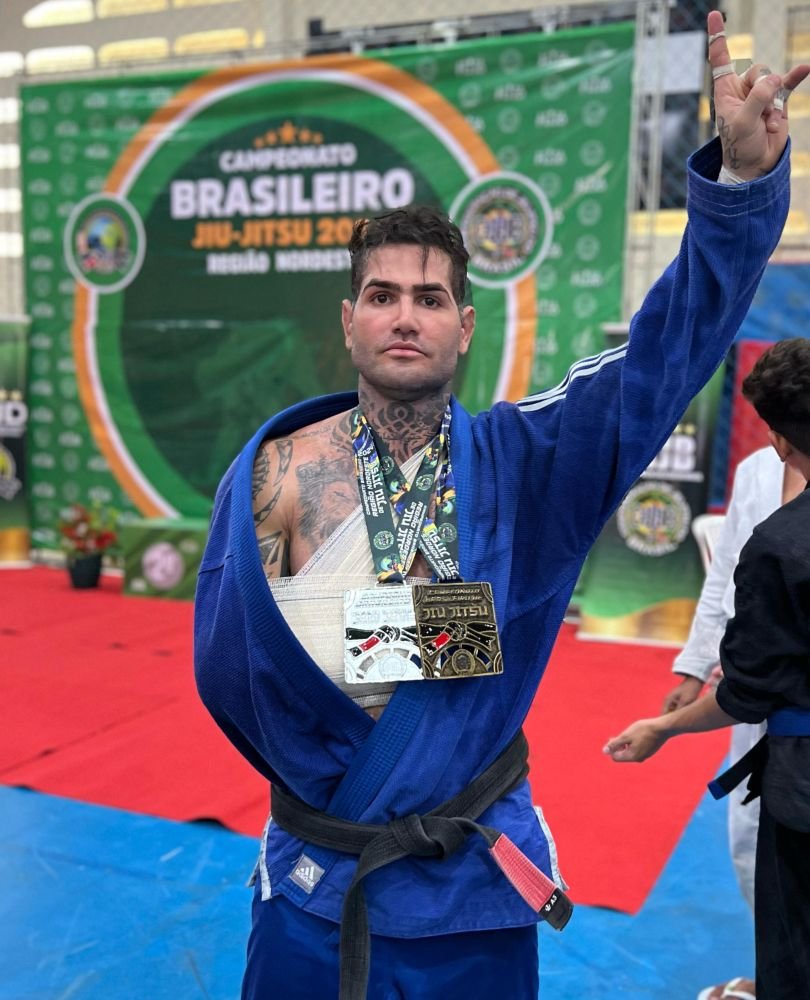 Campeão De Jiujitsu Matheus Adma Faz 5 Lutas Com O Ligamento Do Tríceps Rompido E Conquista 3 Medalhas Em Um Único Final De Semana 2 Matheus Adma - Crédito Da Foto: Acervo Pessoal