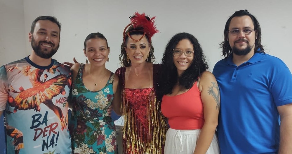Tatiana Breia E Familia Baderna / Foto Divulgação