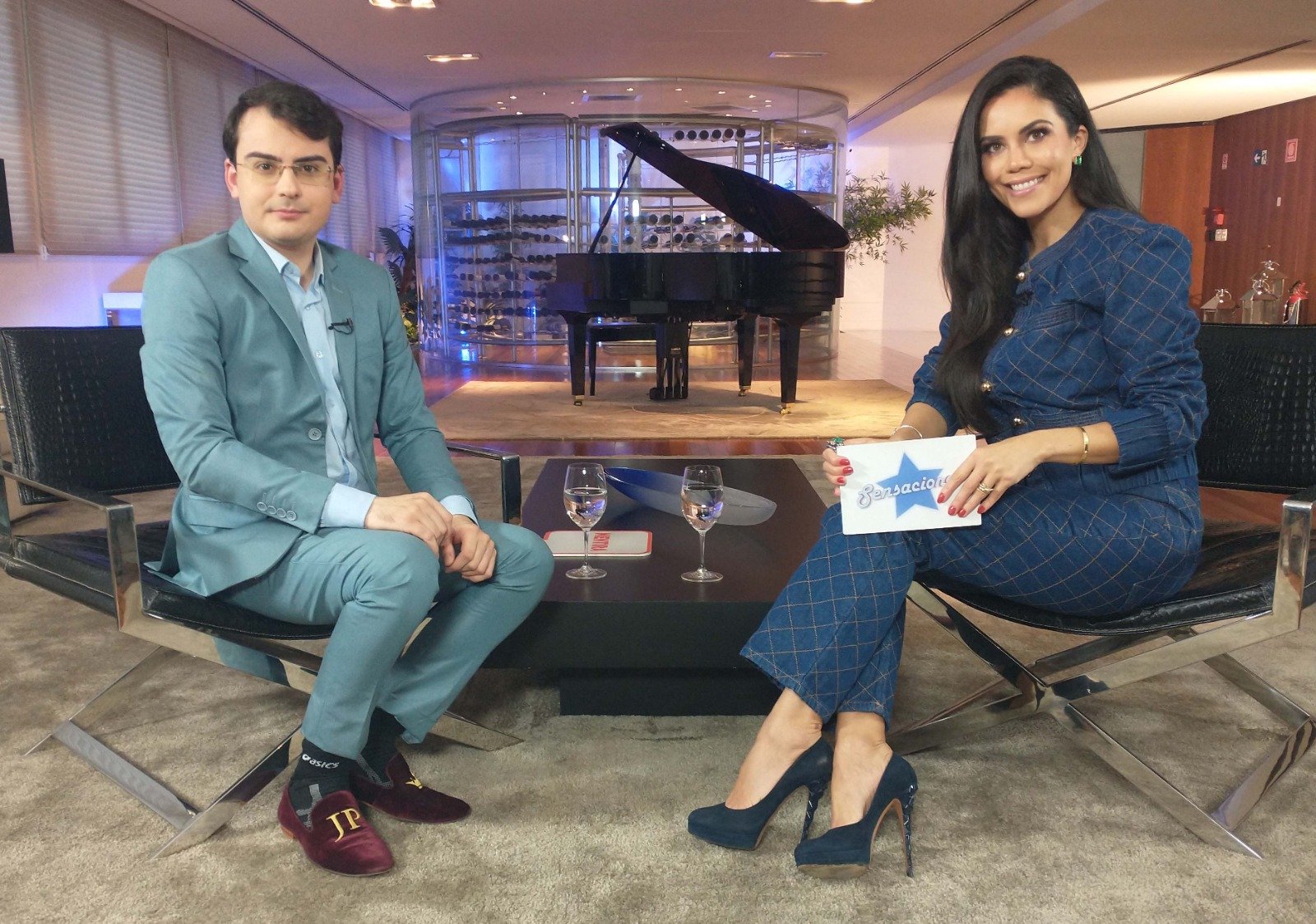 Dudu Camargo revela planos pessoais em entrevista ao programa “Sensacional”