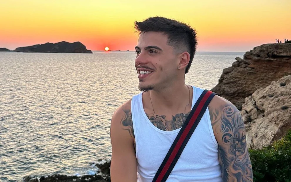 Após lucrar alto com conteúdo adulto, Thomaz Costa larga Onlyfans novamente