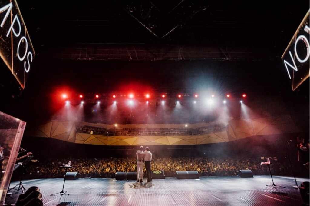 Zeze Di Camargo e Luciano lotam casa de show no Rio com nova turnê Zeze Di Camargo e Luciano