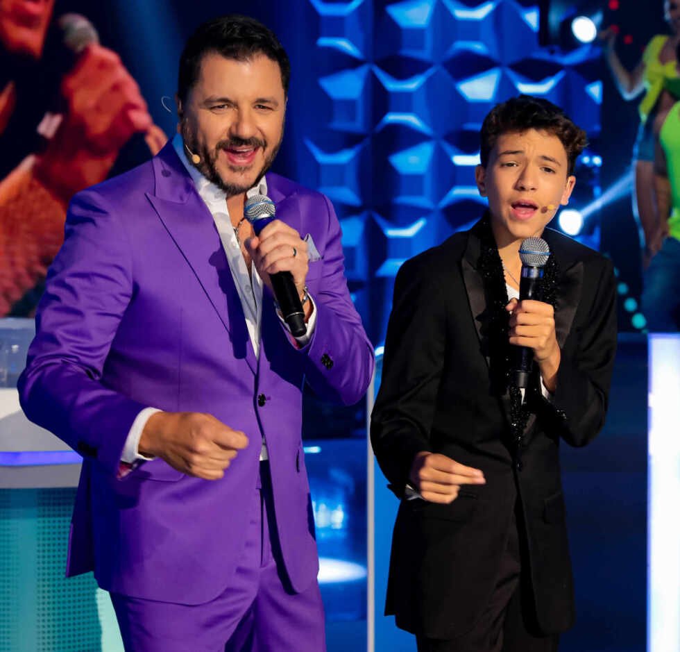 Maurício Manieri É Atração Do Programa Silvio Santos - Especial Dia Dos Pais 2 Maurício Manieri E Seu Filho Marco Manieri No Programa Silvio Santos - Crédito Da Foto: Gabriel Cardoso / Sbt