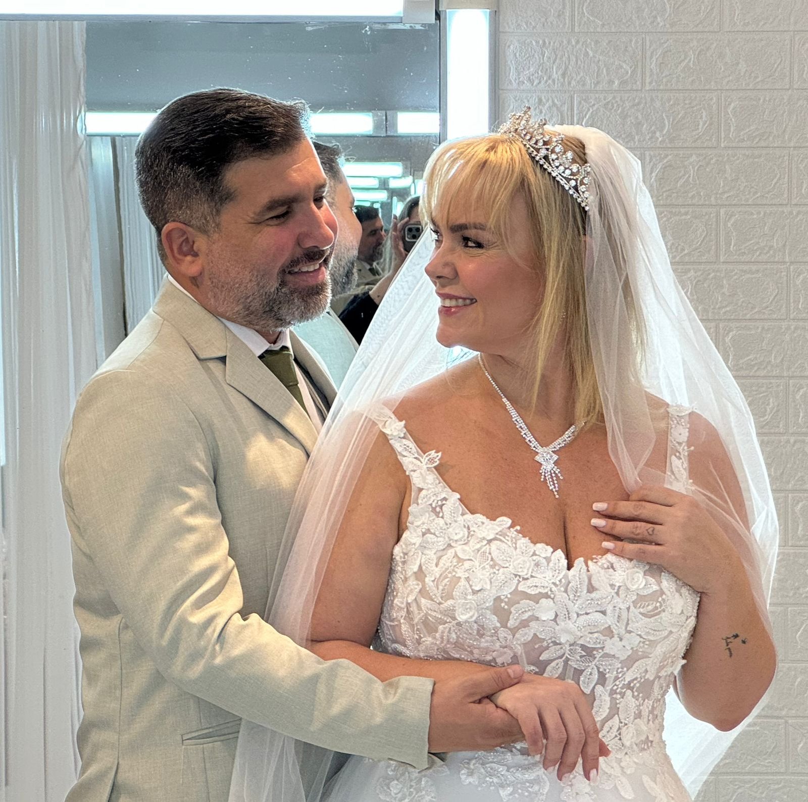 Ex-Paquita Ana Paula Almeida E Igor Lage Brilham Em Ensaio De Noivos E Projetam O Futuro 4 Img 20240907 Wa0151 Cosmopolitam