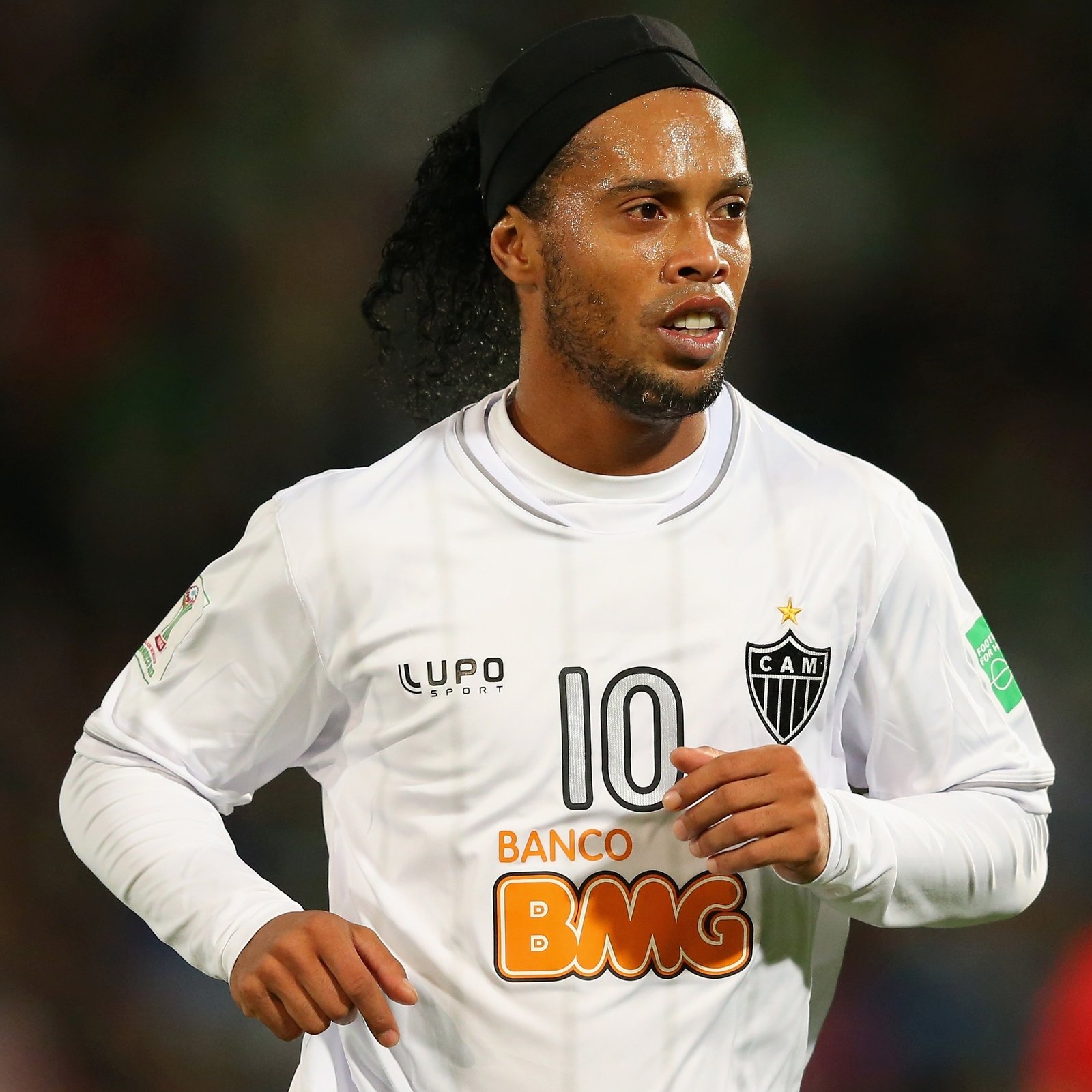 Influencer Revela Affair Com Ronaldinho Gaúcho E Propõe Gravar Conteúdo Adulto Com Jogador 5 Ronaldinho Gaucho Na Epoca Em Que Atuava Com A Camisa Do Atletico Mg Cosmopolitam