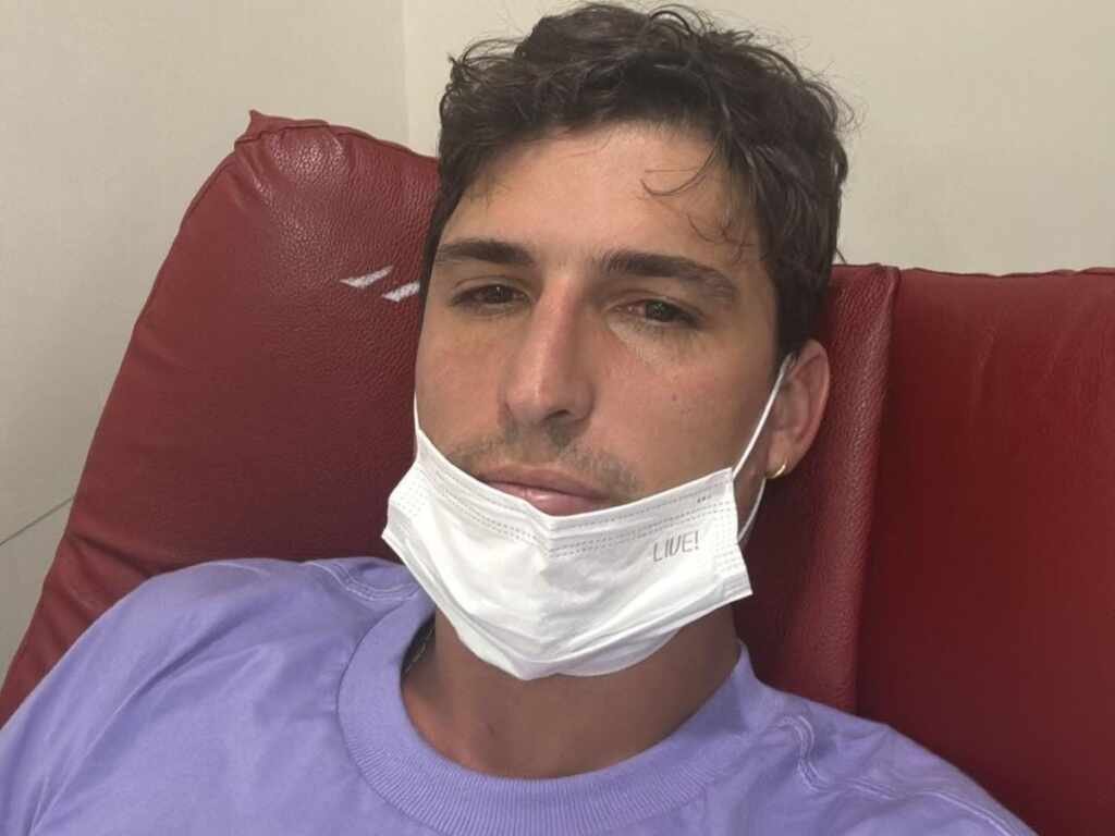 Felipe Prior É Internado Em São Paulo E Tranquiliza Fãs Sobre Estado De Saúde - Foto: Instagram