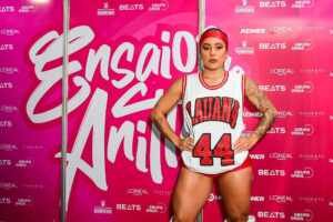 Lauana Prado brilha em show do “Ensaios da Anitta” com look inspirado no basquete