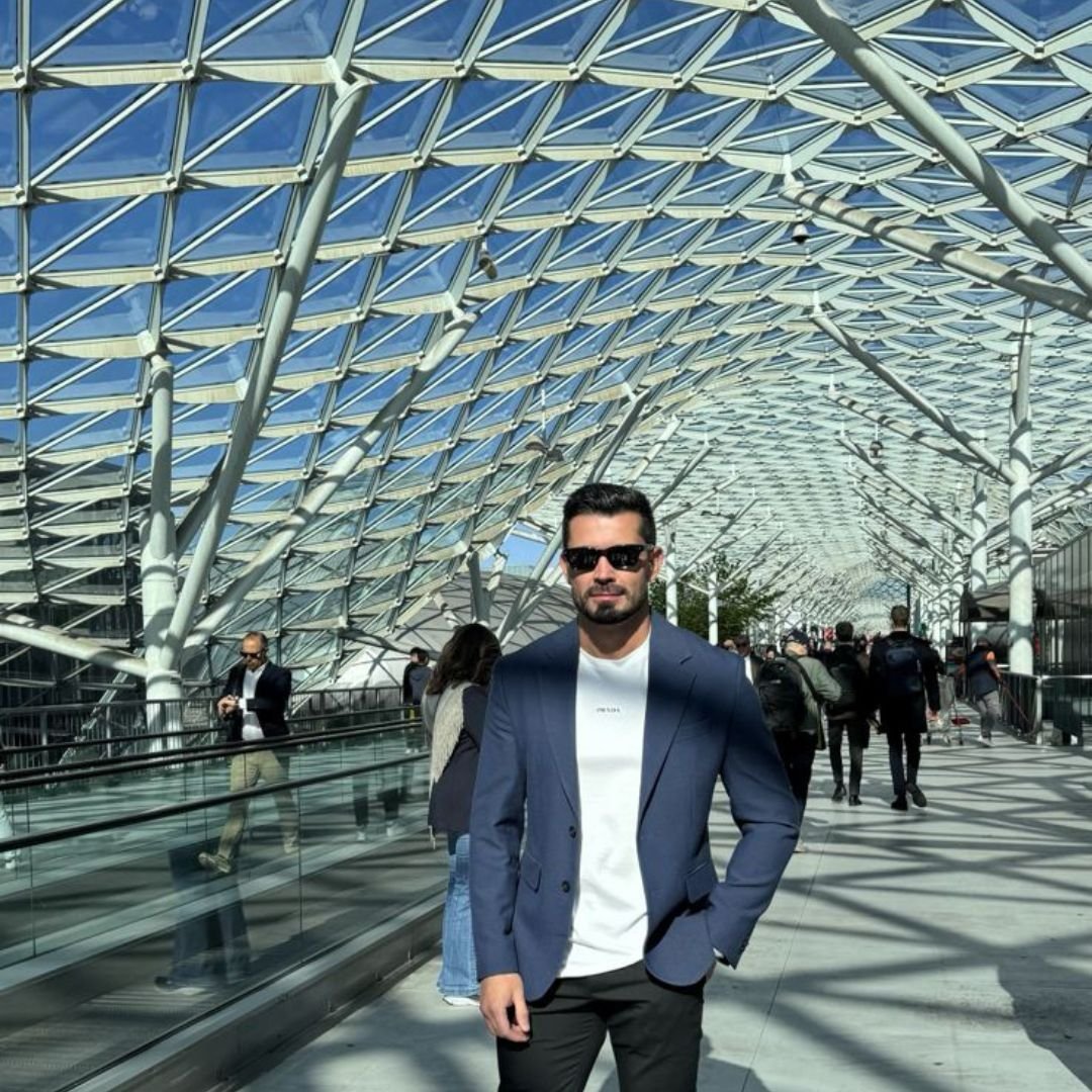 Eduardo Schmidt Traz Sua Expertise Em Projetos De Alto Padrão Para Brasília 2 Legenda: Eduardo Schmidt, Arquiteto Com Mais De 20 Anos De Experiência, Em Sua Participação Na Feira De Milão 2024, A Convite Das Marcas Contti E Criare.