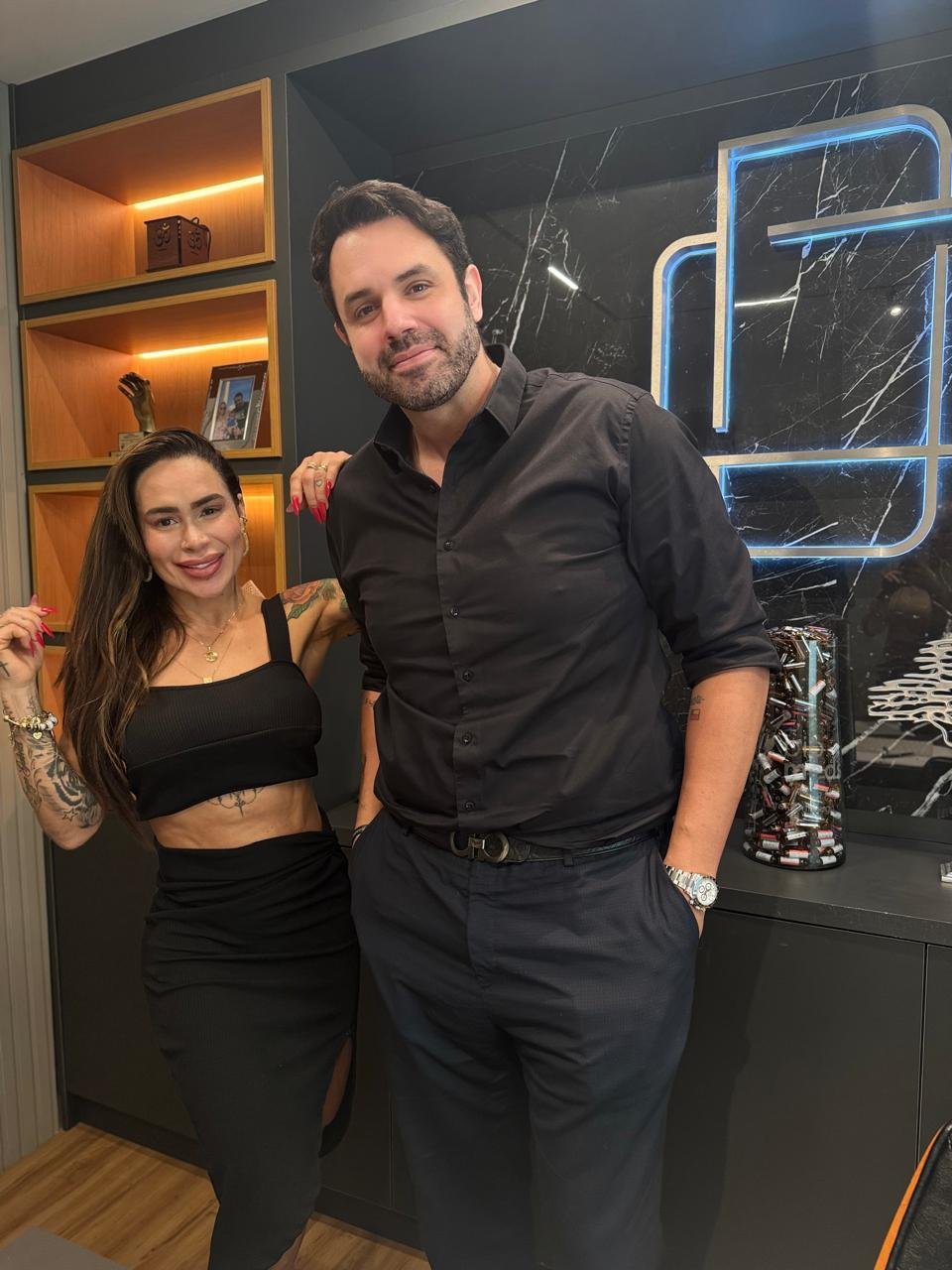 Musa Fitness Fabi Frota Intensifica Cuidados Com Dr. Derek Camargo Para O Carnaval 2025 4 Fabi Frota E Dr. Derek Camargo - Crédito Da Foto: Divulgação