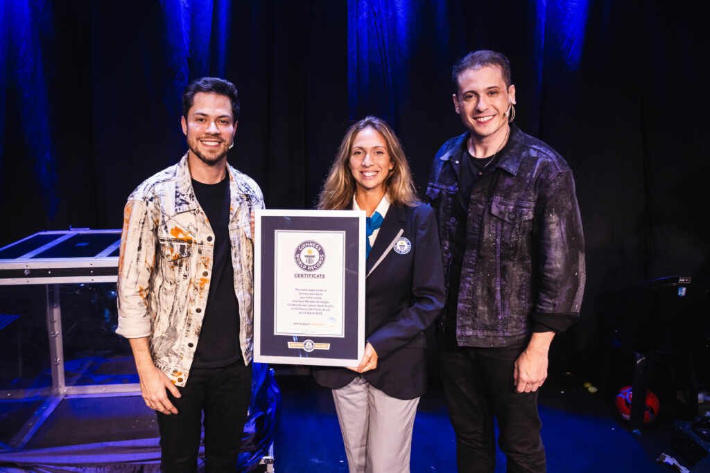 Henry & Klauss batem terceiro recorde mundial na Avenida Paulista, em São Paulo IMG 9872
