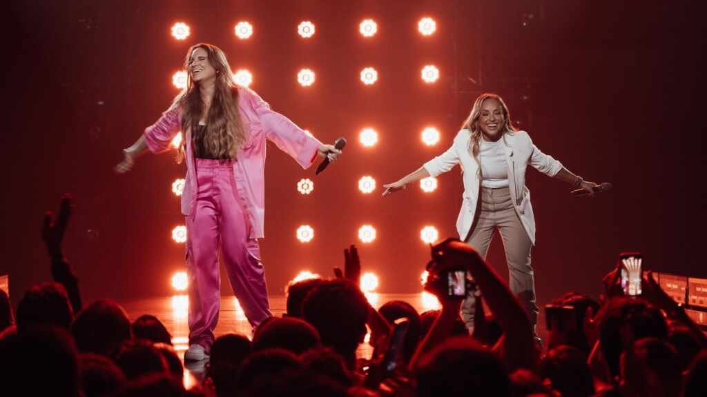 Sarah Beatriz e Bruna Karla lançam versão oficial de hit conhecido mundialmente PHOTO 2025 03 17 14 11 54