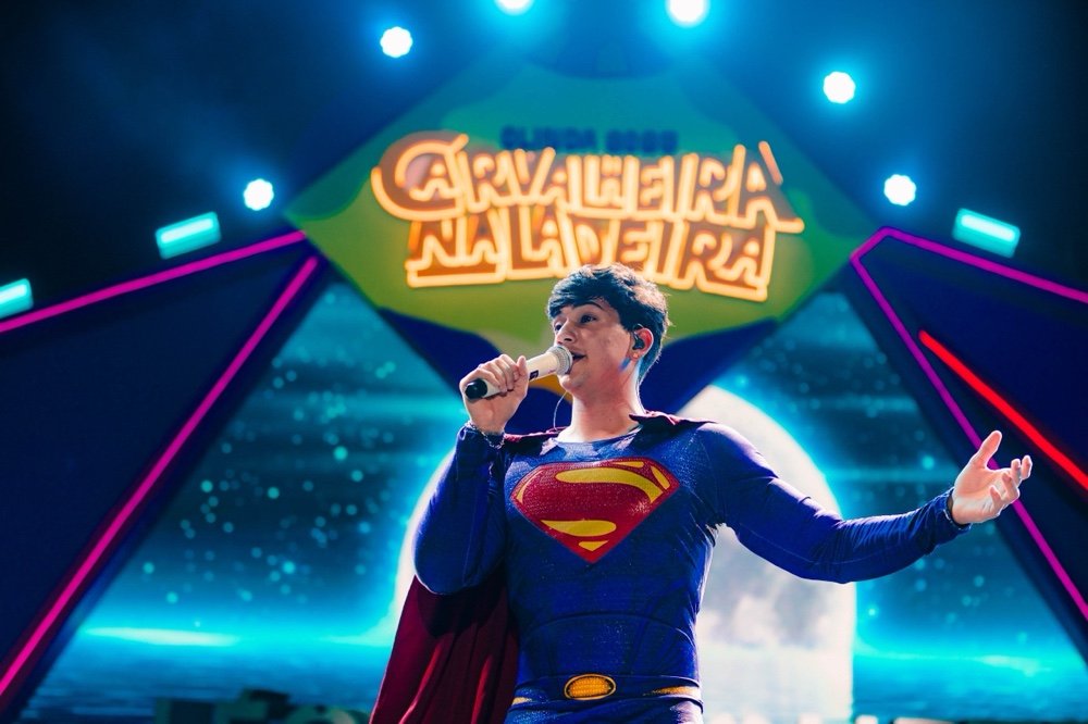 Léo Foguete agitou camarotes da Sapucaí até festa tradicional de Recife 25 Léo Foguete - Foto: Vans Bumbeers - Divulgação: TxT