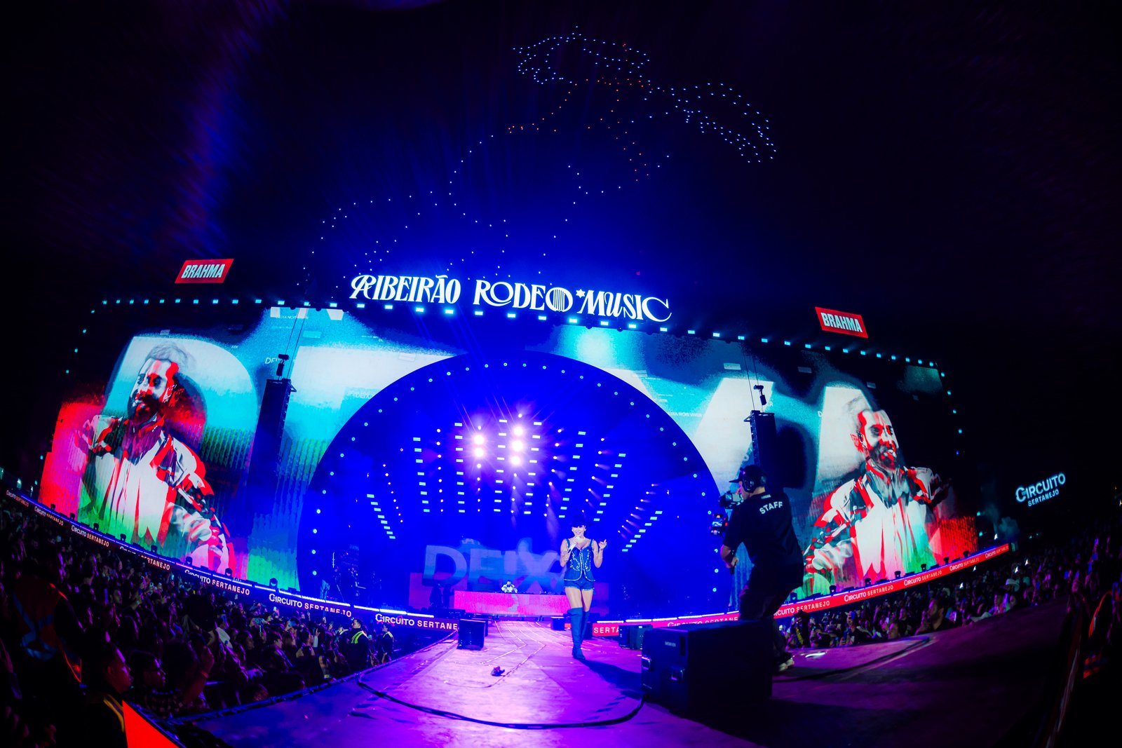 Com show de drones, Ana Castela e Alok gravam videoclipe de “Deixa Nóis Viver” 19 image00005