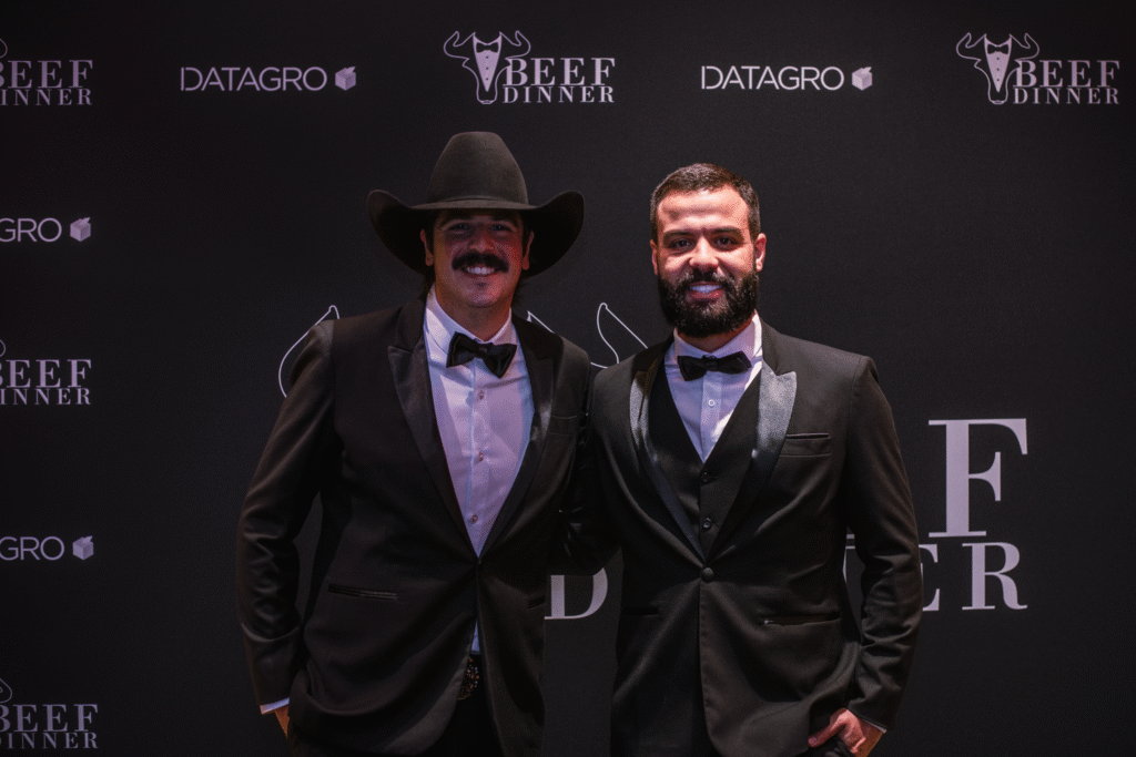 Fiduma e Jeca fazem show inesquecível em evento com principais lideranças da pecuária brasileira BEEF DINNER 1 scaled