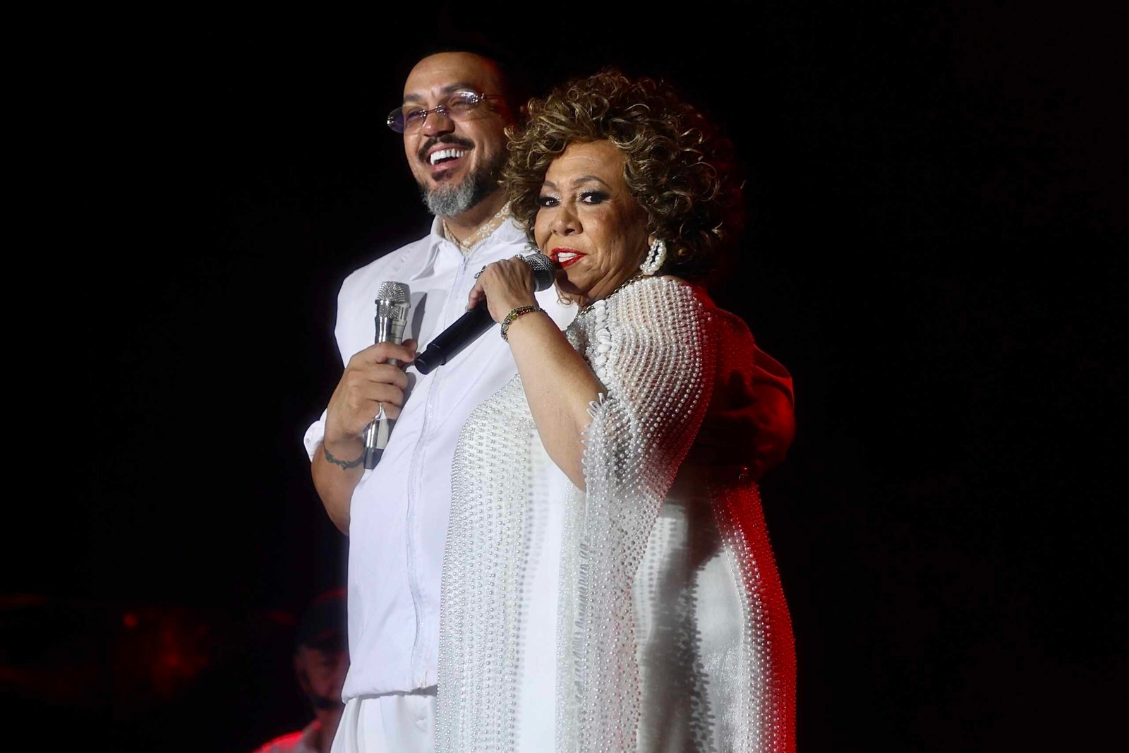 Belo e Alcione emocionam público no Palco Rio durante o Réveillon de Copacabana 22 Belo e Alcione emocionam público no Palco Rio durante o Réveillon de Copacabana - Foto: Roberto Filho / Brazil News