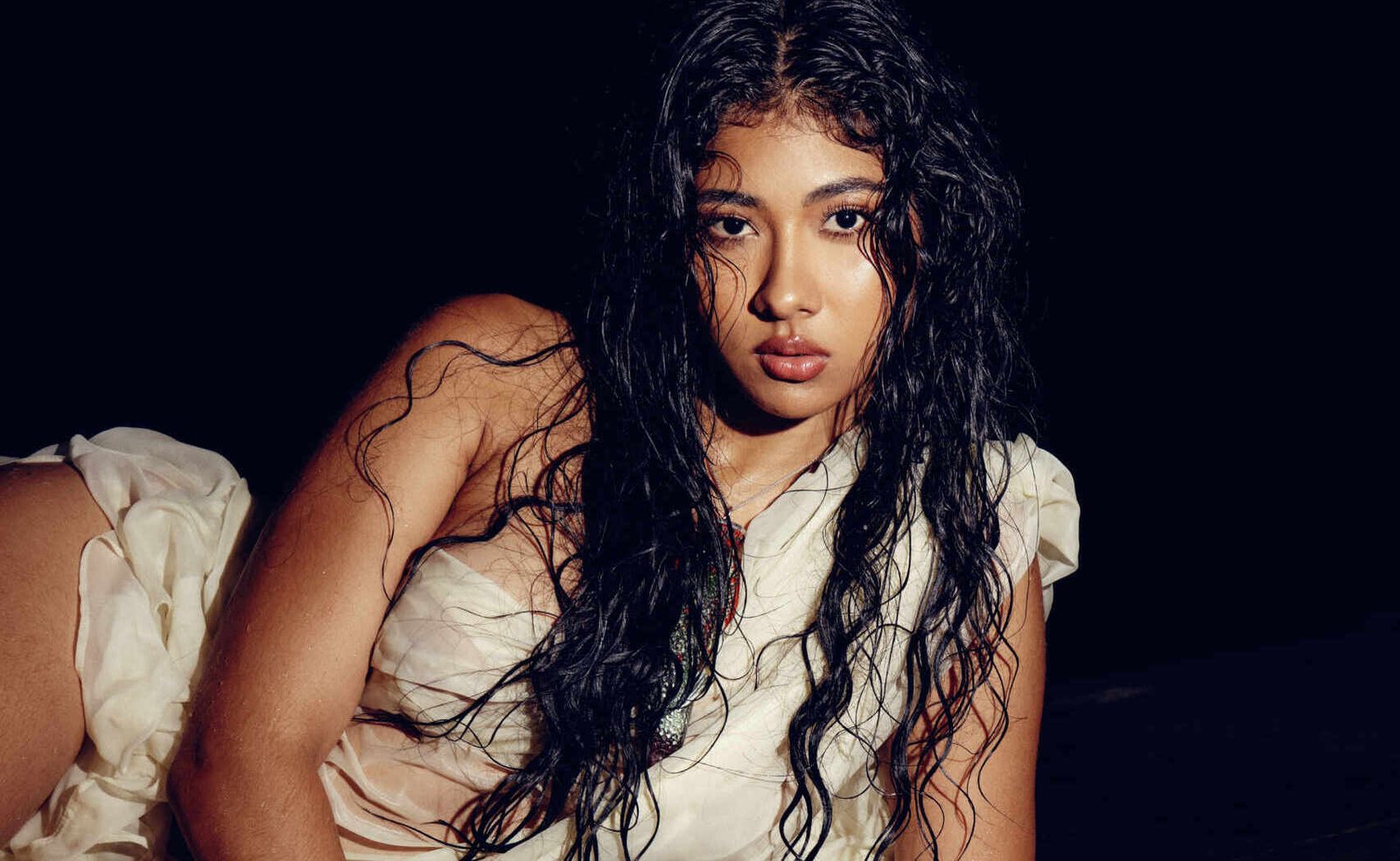 02. Zaynara Credito Cris Vidal 02 scaled e1768602371906