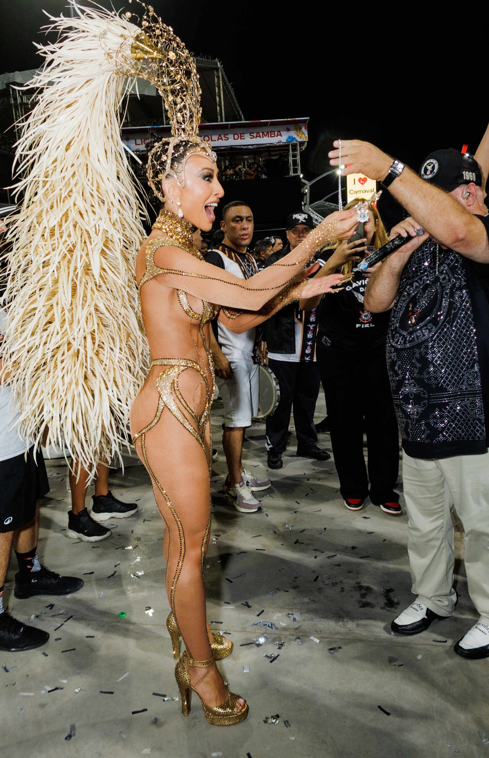 Sabrina Sato intensifica preparação e marca presença no último ensaio da Gaviões em SP 22 IMG 3845 scaled