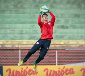 Dos gramados para a TV: ex-goleiro faz sucesso no comando de programa de esportes 17 IMG 8854