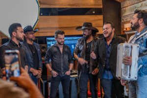 Quase 50 milhões de execuções somadas, Matheus e Lorenzo mostram força em 2026 17 MTLO 262