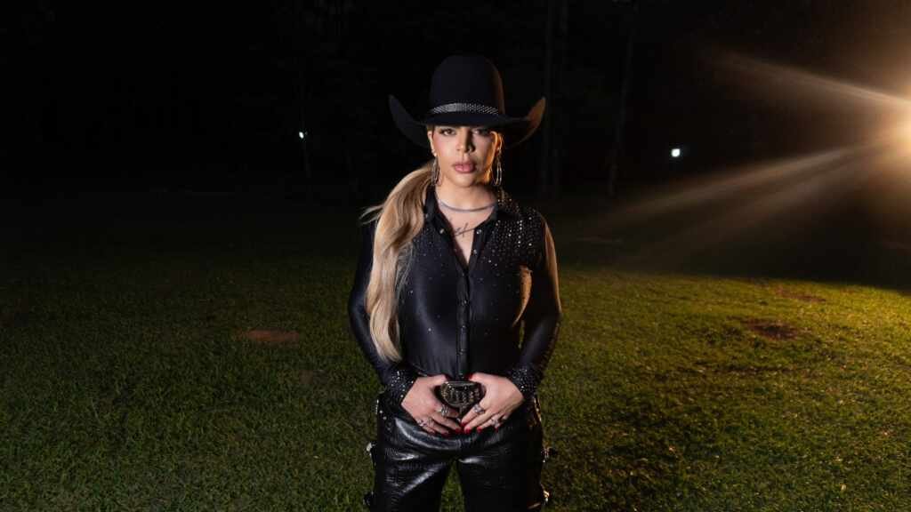 Paula Mattos completa o EP “Estrada Sessions 2” com o lançamento de duas novas músicas