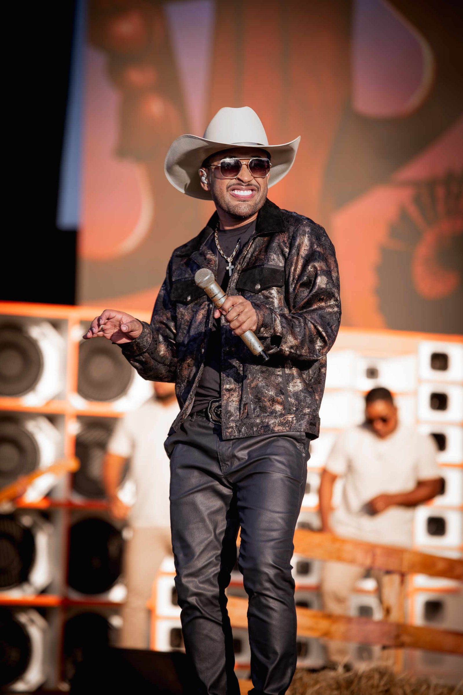 Toque Dez lança Parte 2 do projeto “Na Máxima” com inéditas e regravações marcantes 17 Xande 14 scaled