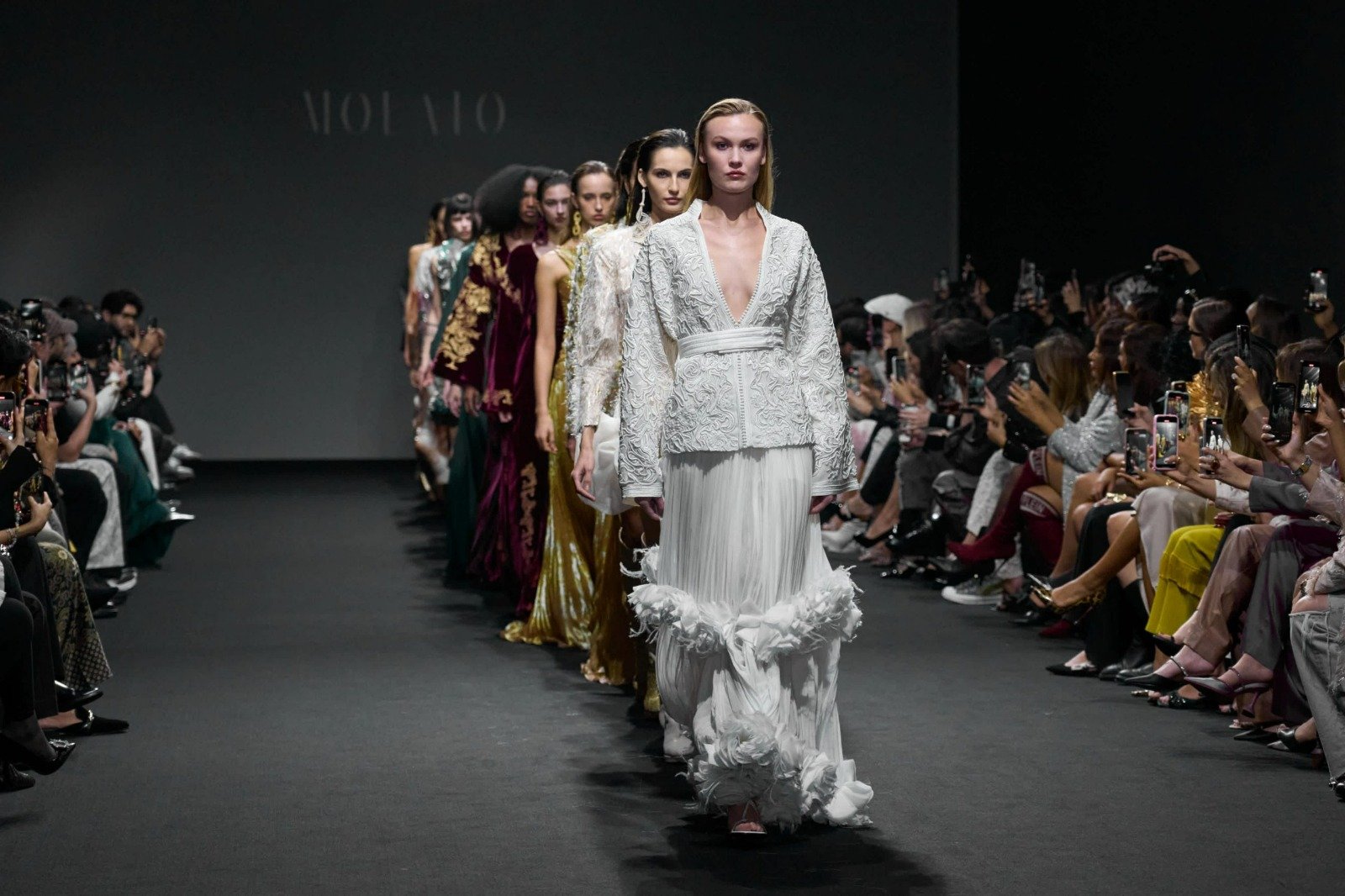 c0d79f3b b70a 46a1 881f b77353ec7732