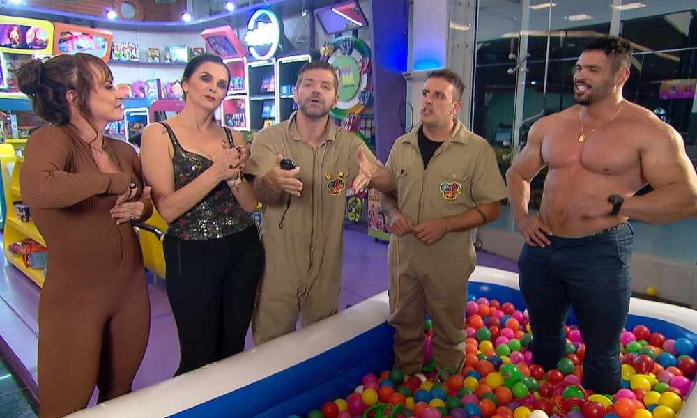 Comédia SBT com Luisa Ambiel, Núbia Oliiver e Gavião - Foto: Divulgação / SBT