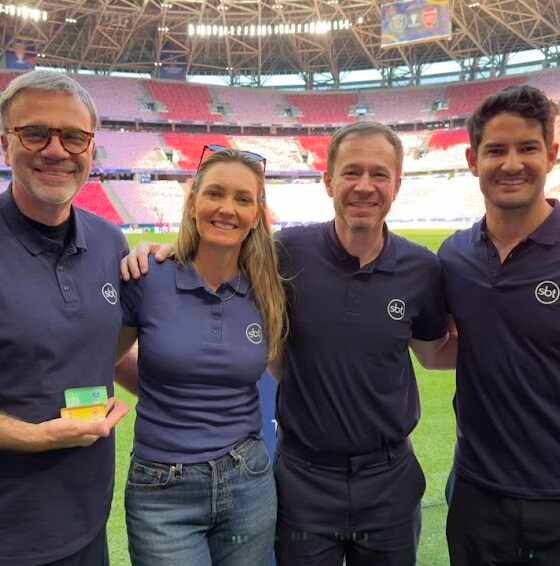 Mauro Beting, Nadine Basttos, Tiago Leifert e Alexandre Pato - Foto: Divulgação / SBT