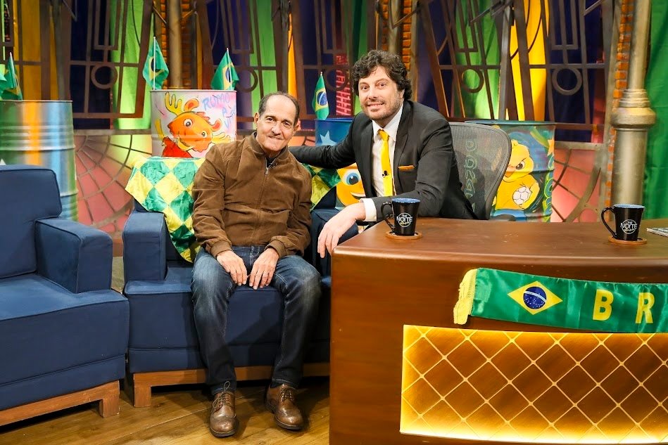 Muricy Ramalho e Danilo Gentili - Foto Lourival Ribeiro / SBT