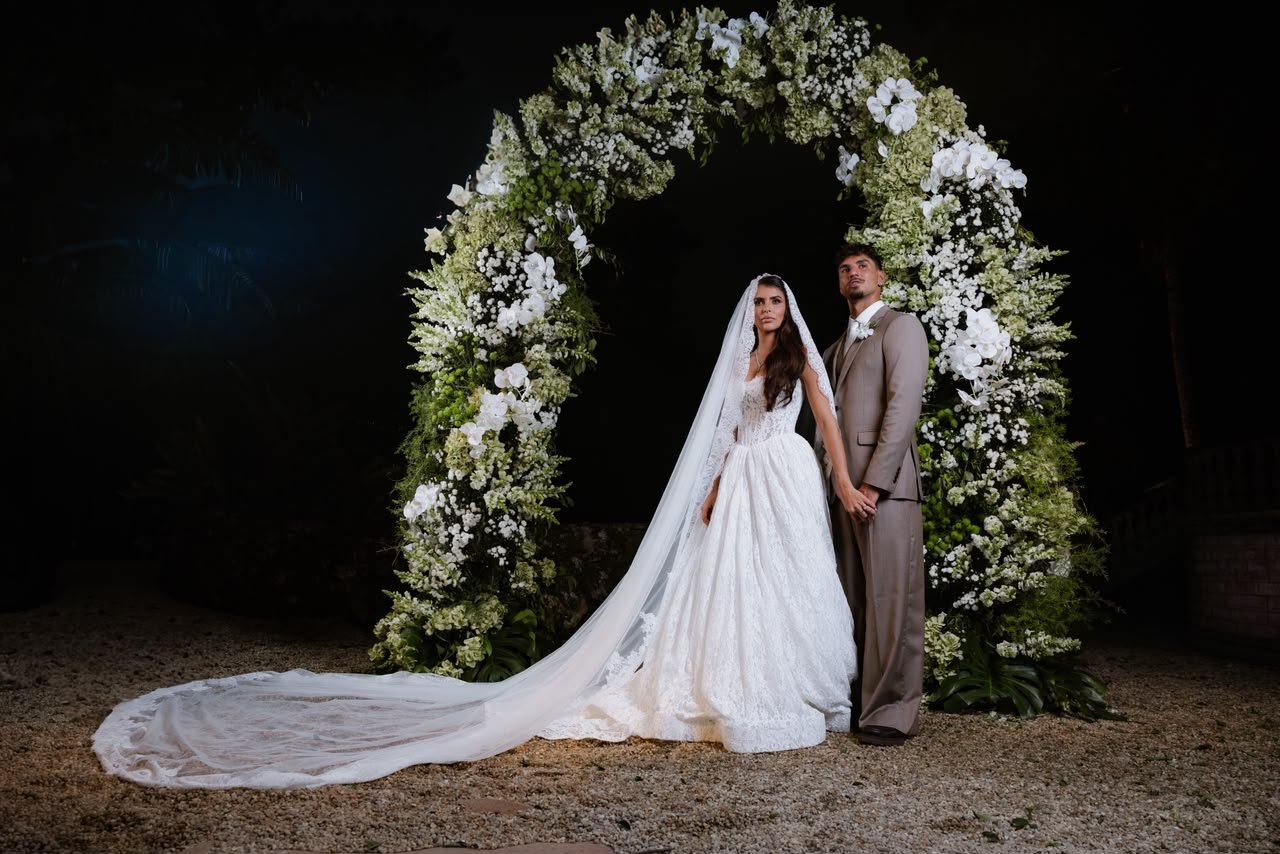 Gabriel Medina e Isabella Arantes - Crédito da Foto: Torin Zanette / Divulgação
